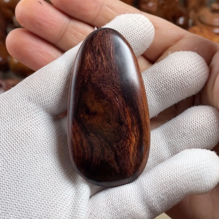 黄花梨/降香黄檀随型把件