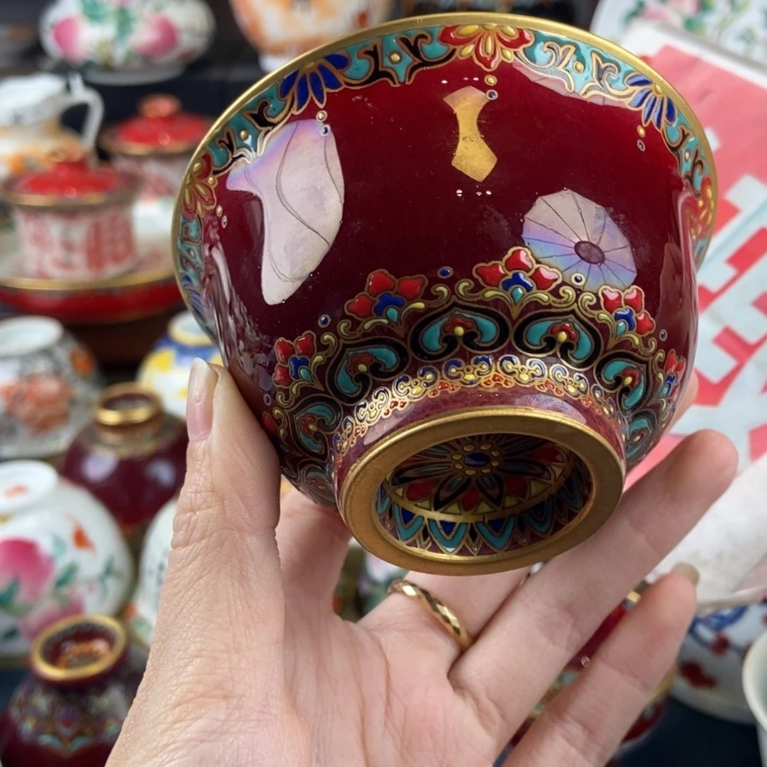 晋**拉陶瓷艺术家的作品是一种非常