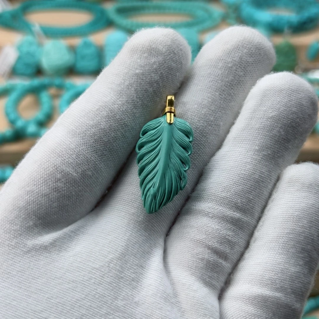 绿松石18K金镶嵌珠宝奇石