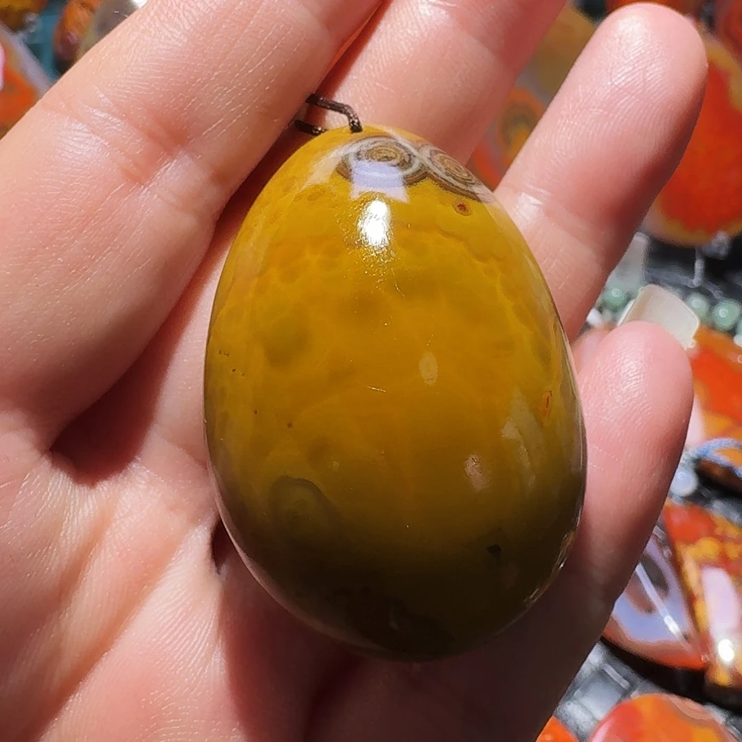 玛瑙/玉髓未镶嵌珠宝半成品