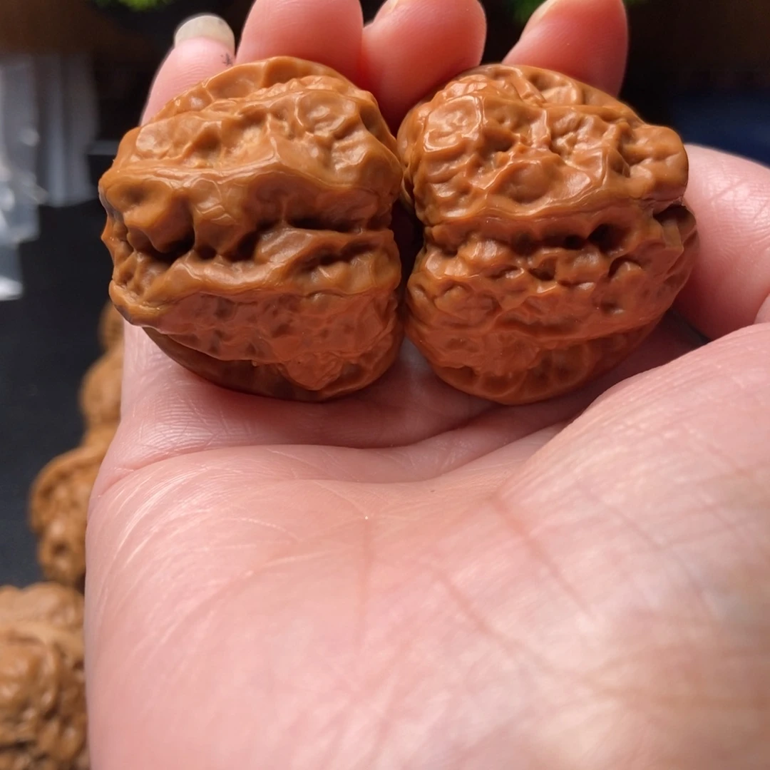 文玩核桃把件蛤蟆头38