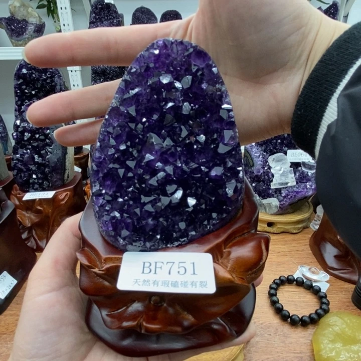 紫晶大型摆件（非配饰）未镶嵌