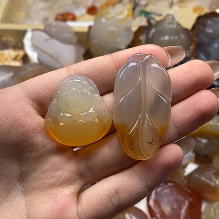 玛瑙/玉髓未镶嵌颈饰