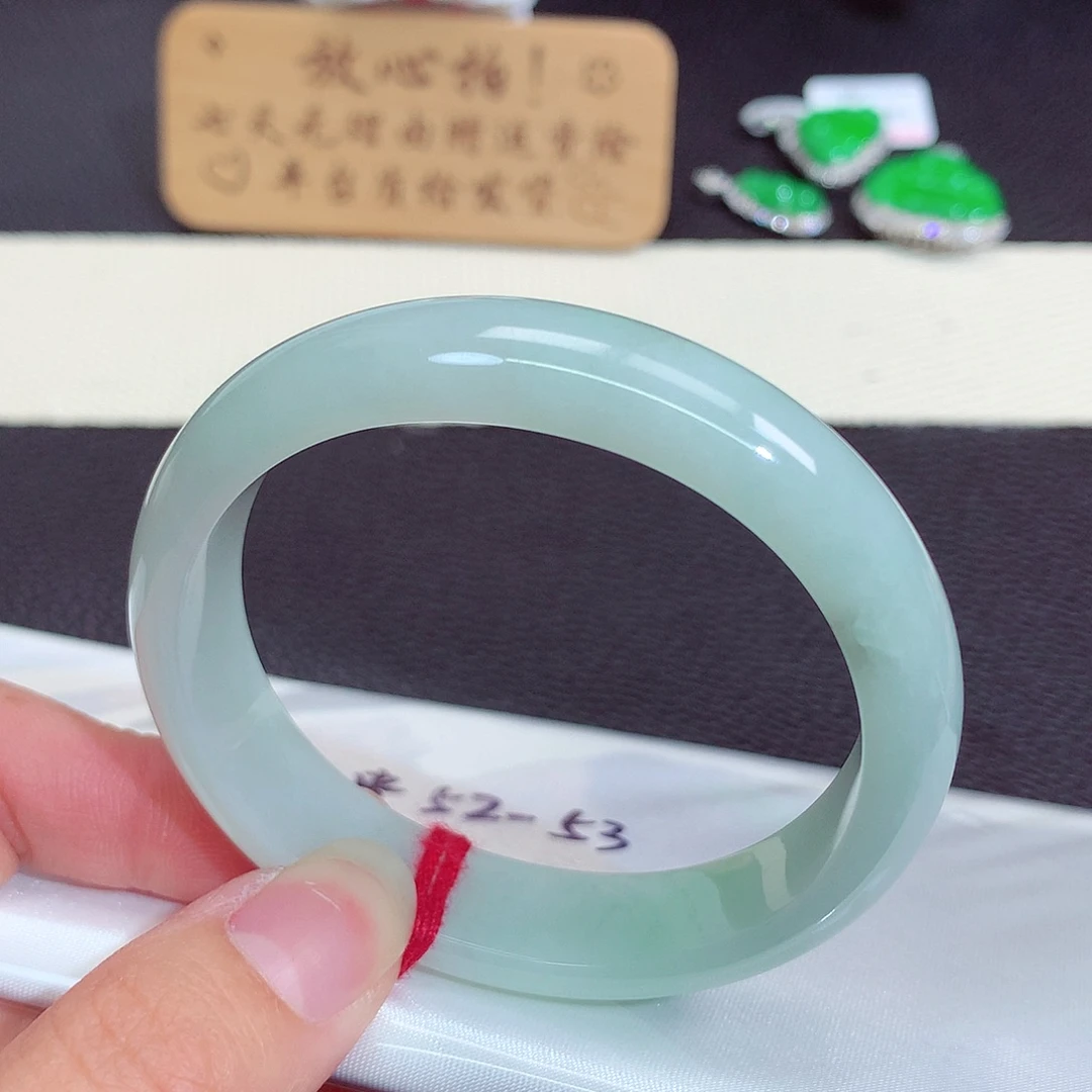 未镶嵌手镯翡翠535