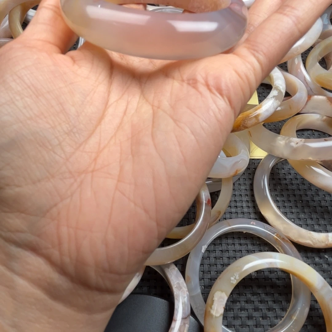 玛瑙/玉髓颈饰未镶嵌?****?