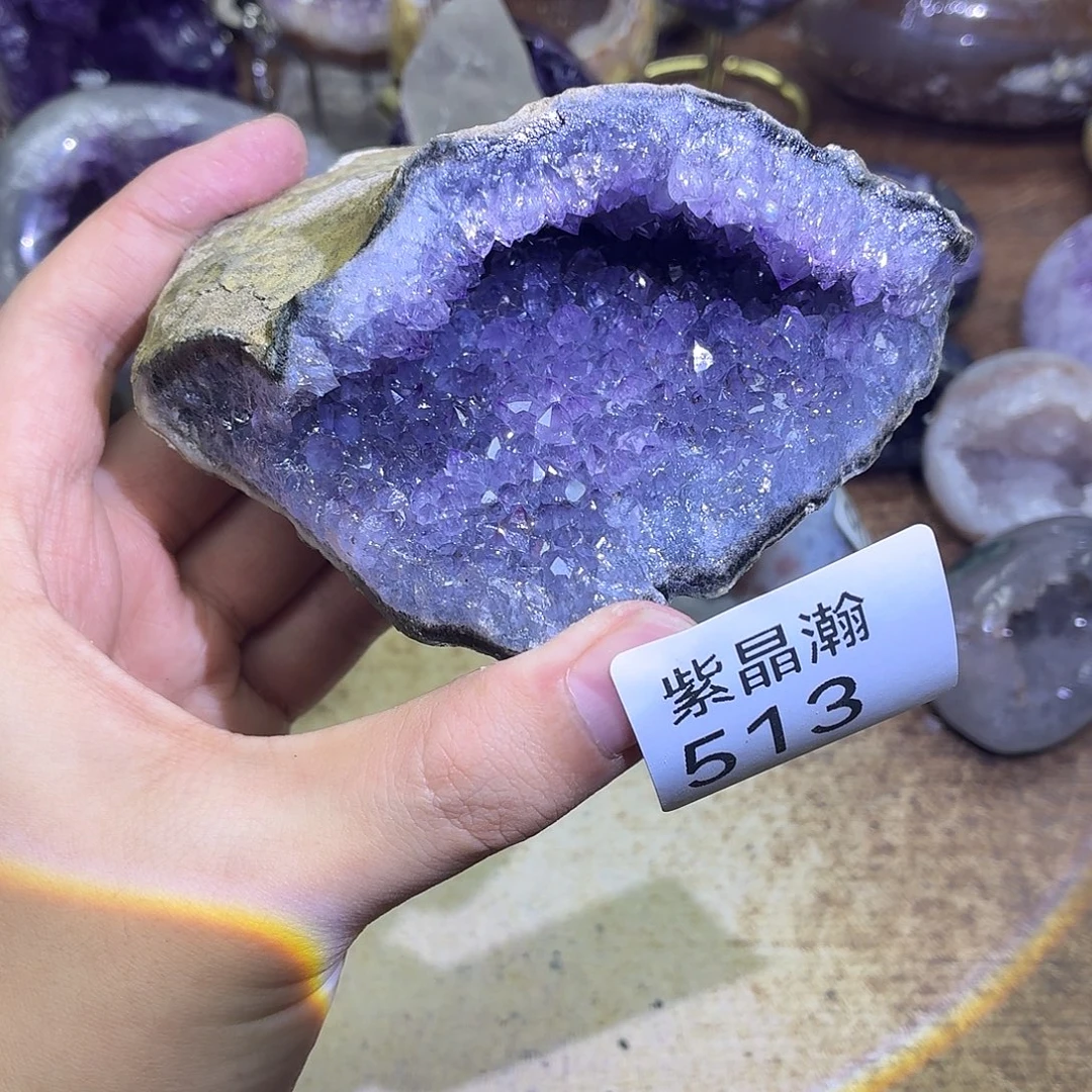 未镶嵌水晶大型摆件（非配饰）