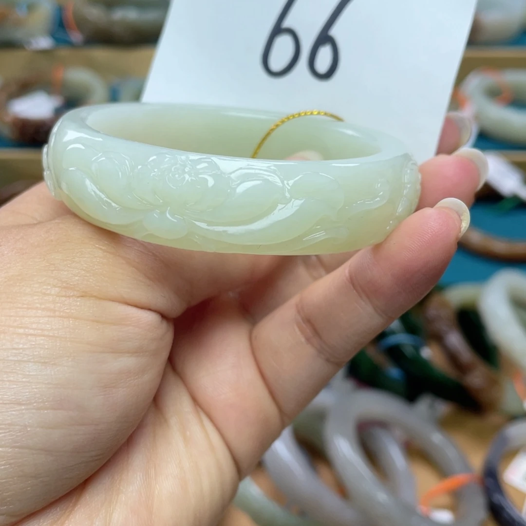 未镶嵌手镯和田玉圈口64