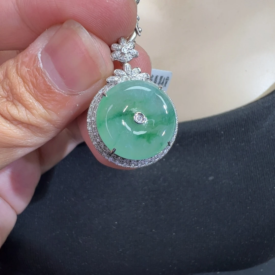 翡翠18K金镶嵌吊坠(不含链)