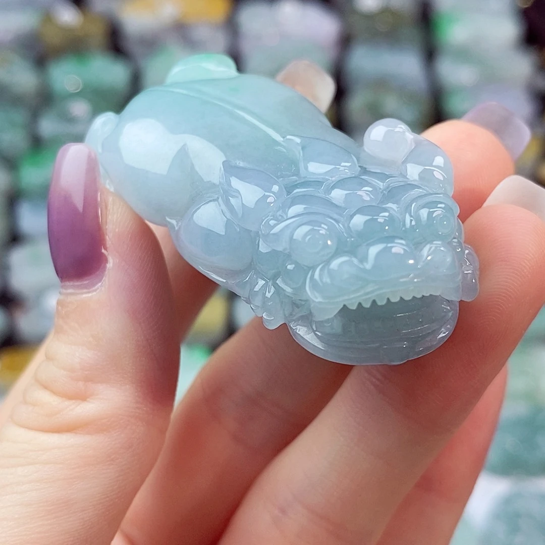 颈饰未镶嵌翡翠天然