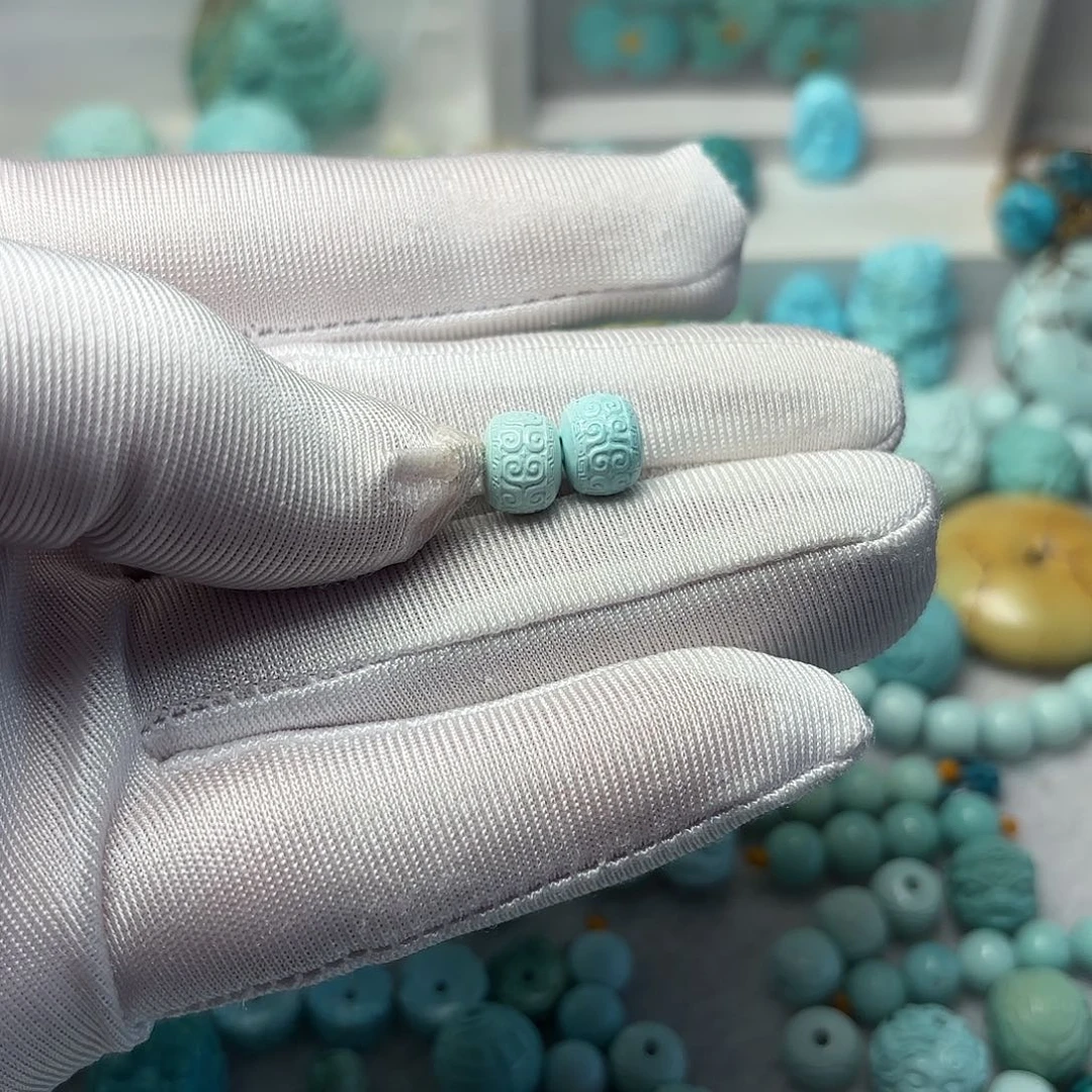 绿松石未镶嵌雕刻件