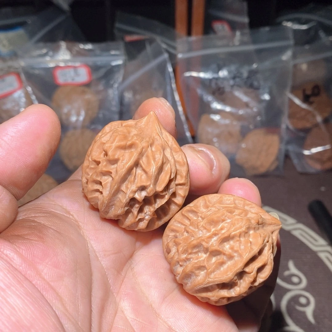 可****把件文玩核桃大龙