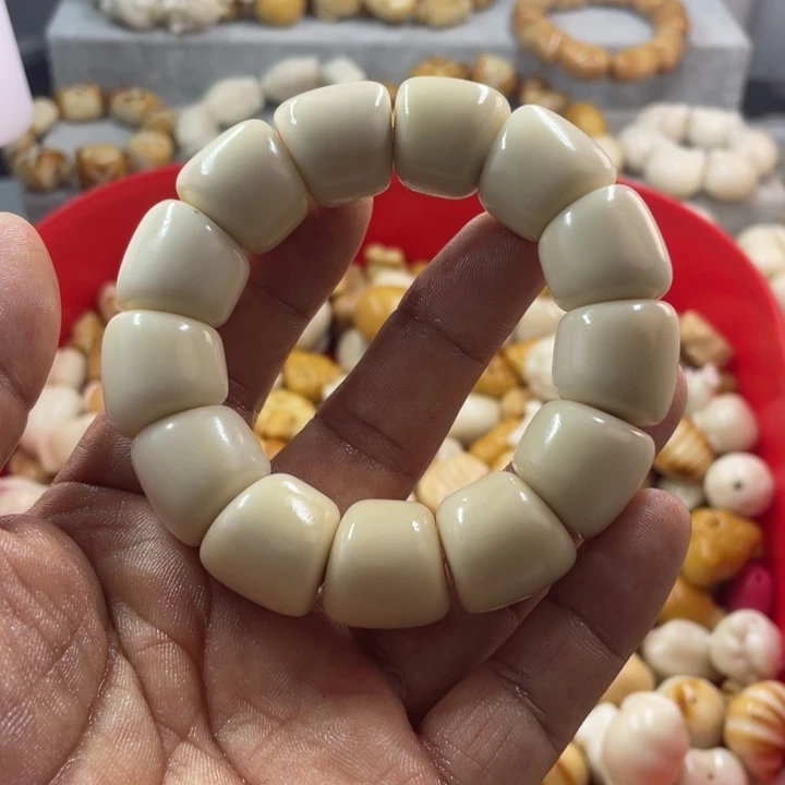 吊坠菩提根/象牙果微瑕象牙果马蹄桶手串卡18