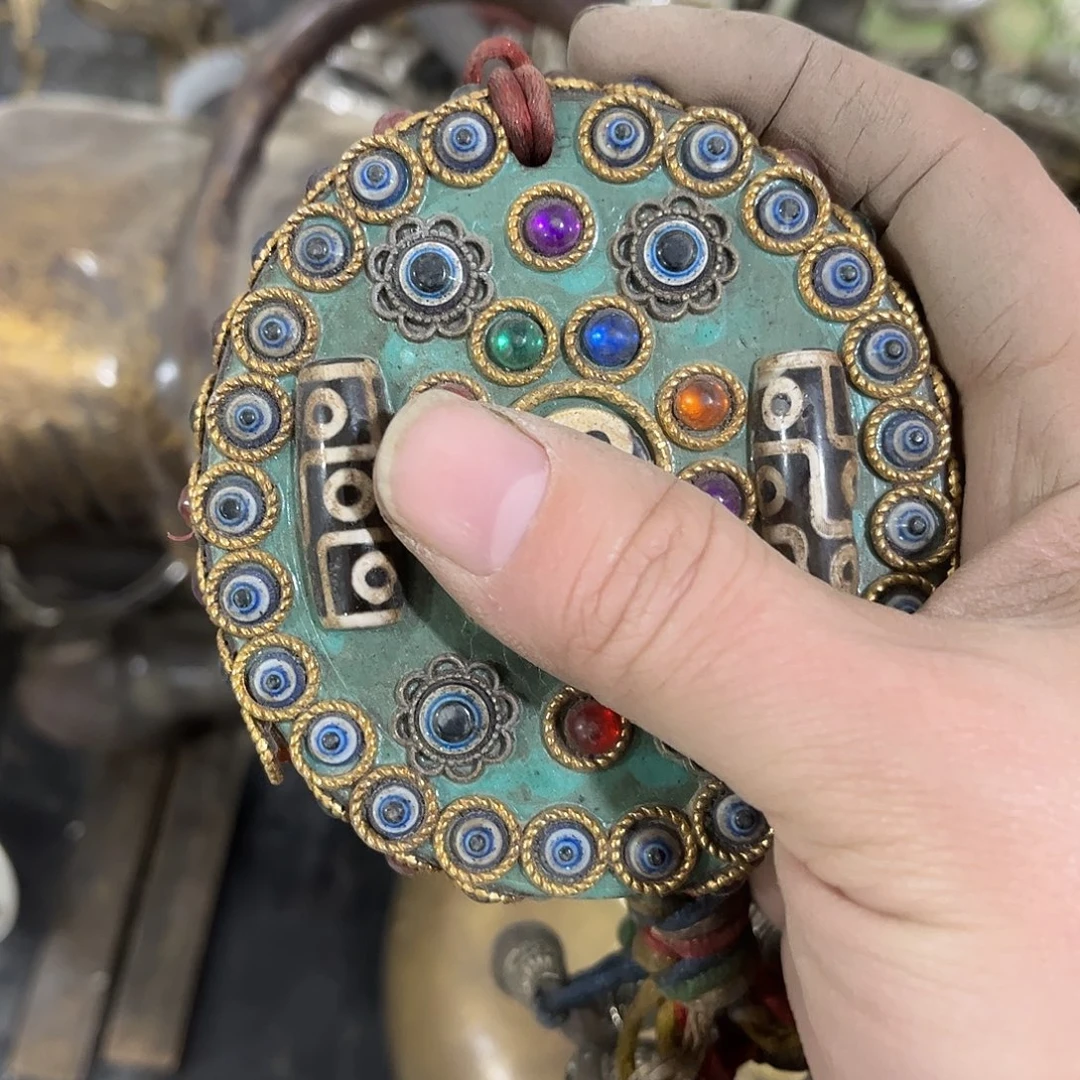 余***心闪电购铜摆件工艺品