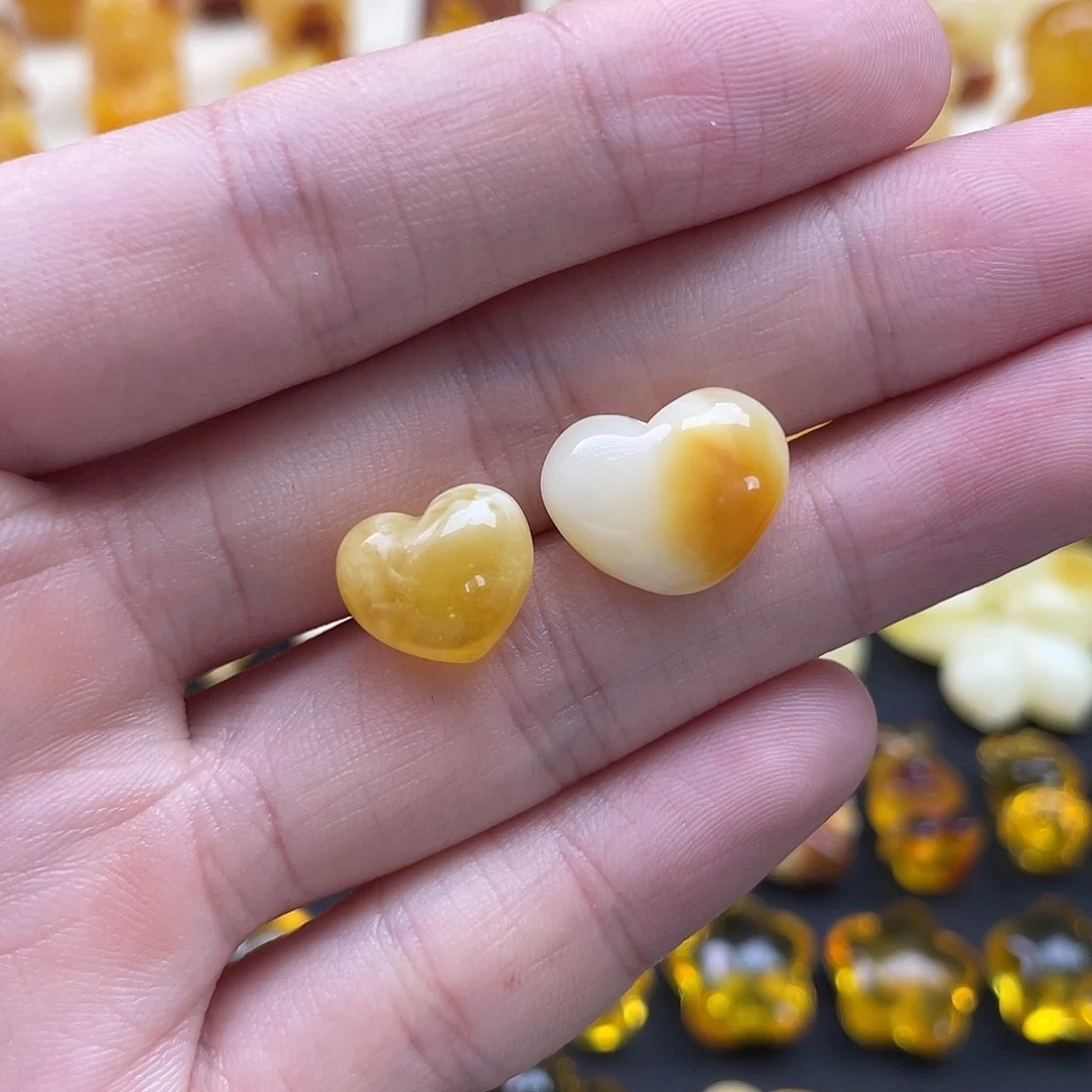 未镶嵌蜜蜡珠宝奇石