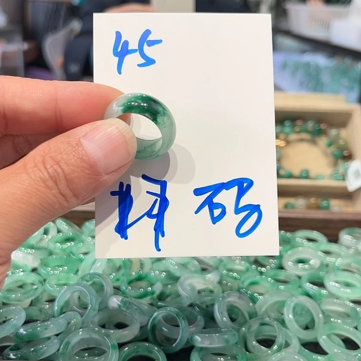 般***若石英质玉未镶嵌戒圈