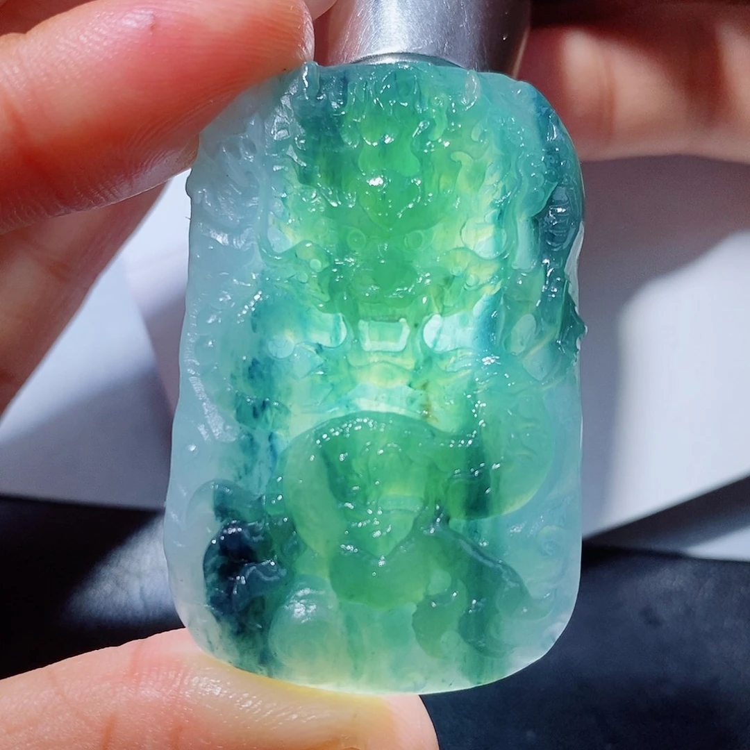 定制翡翠未镶嵌翡翠