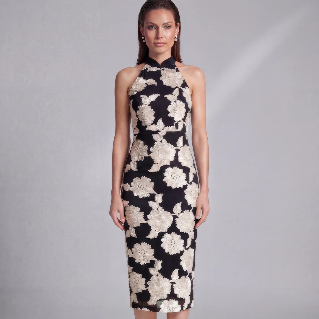 缎面底布绣花限量发售露背削肩新中式旗袍连衣裙小众设计