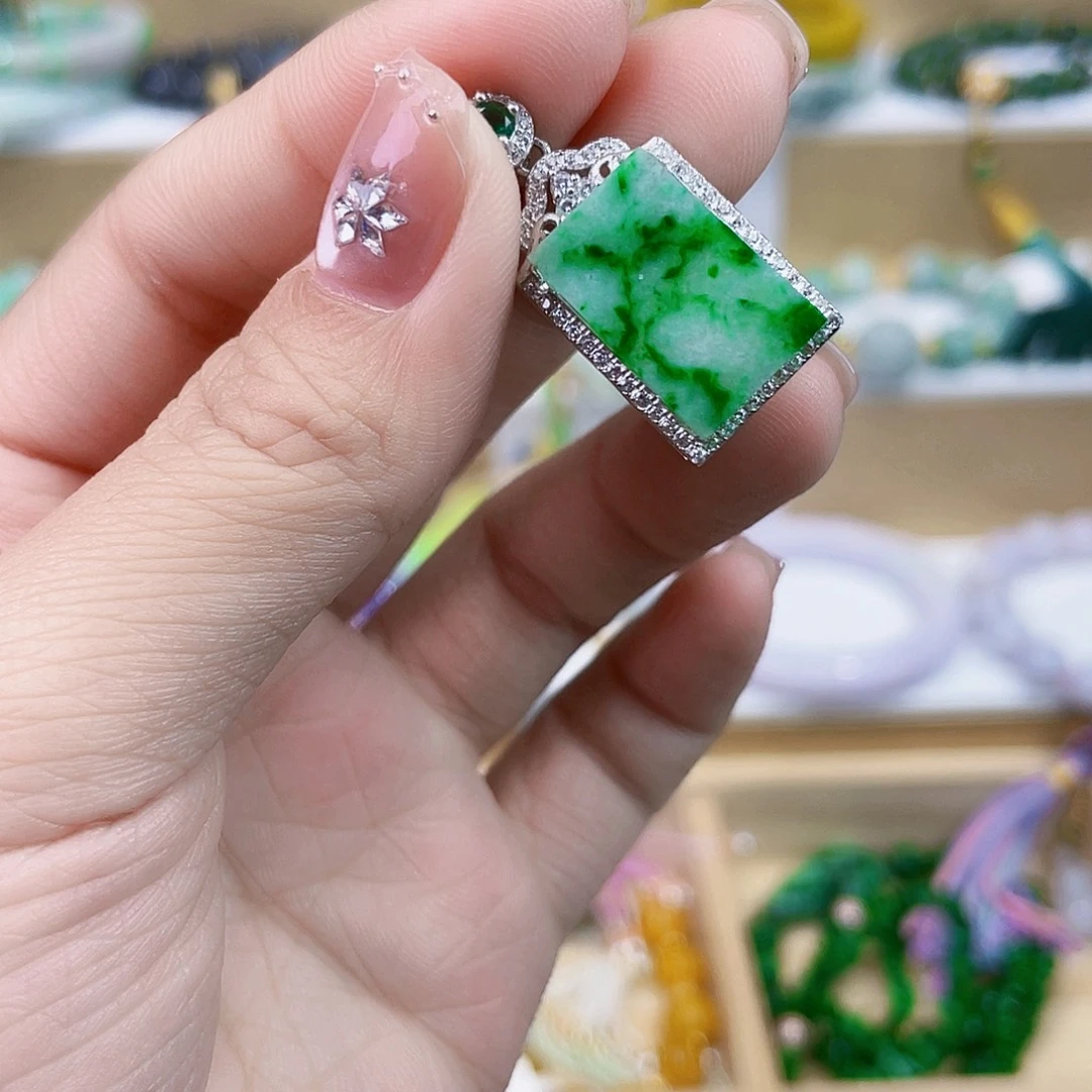 翡翠未镶嵌手链手链