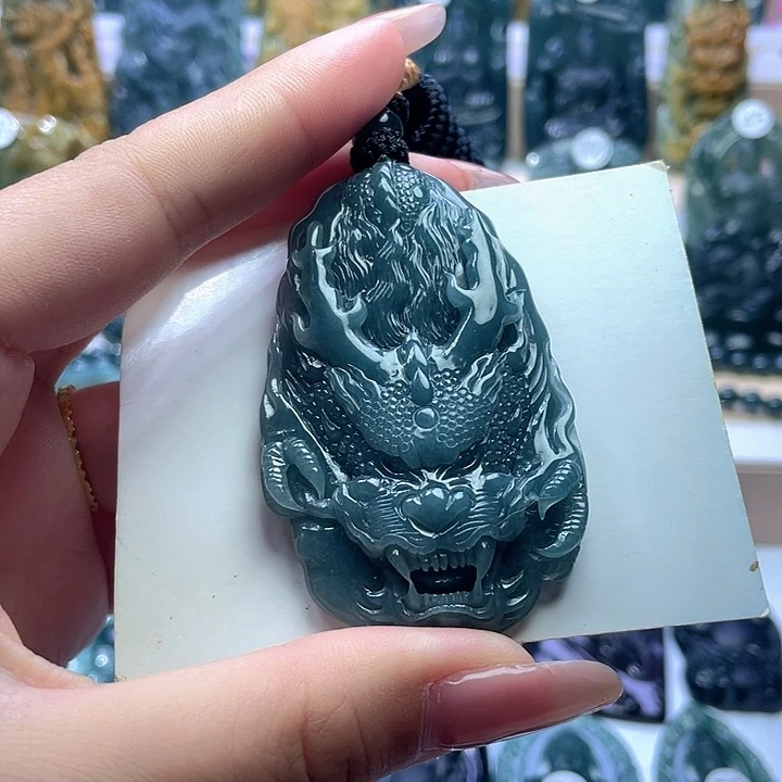 翡翠未镶嵌颈饰翡翠未镶嵌