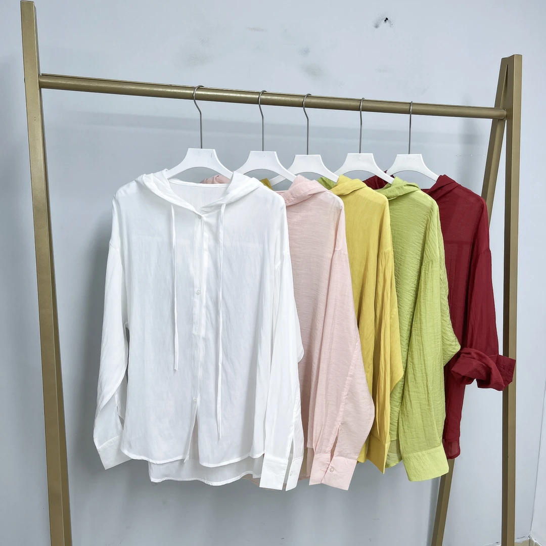 142女装长袖时尚休闲百搭连帽宽松纯色衬衫