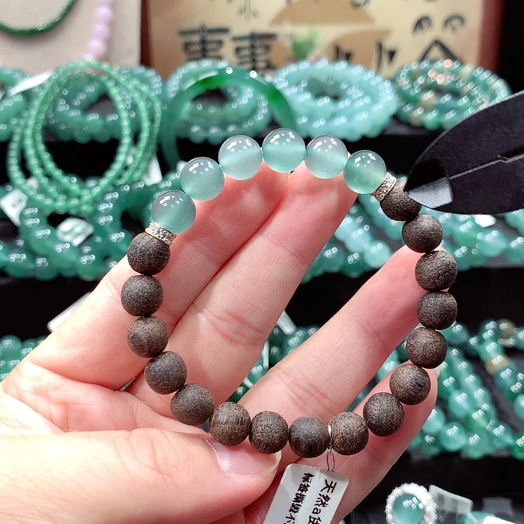 翡翠未镶嵌手链卡9.2