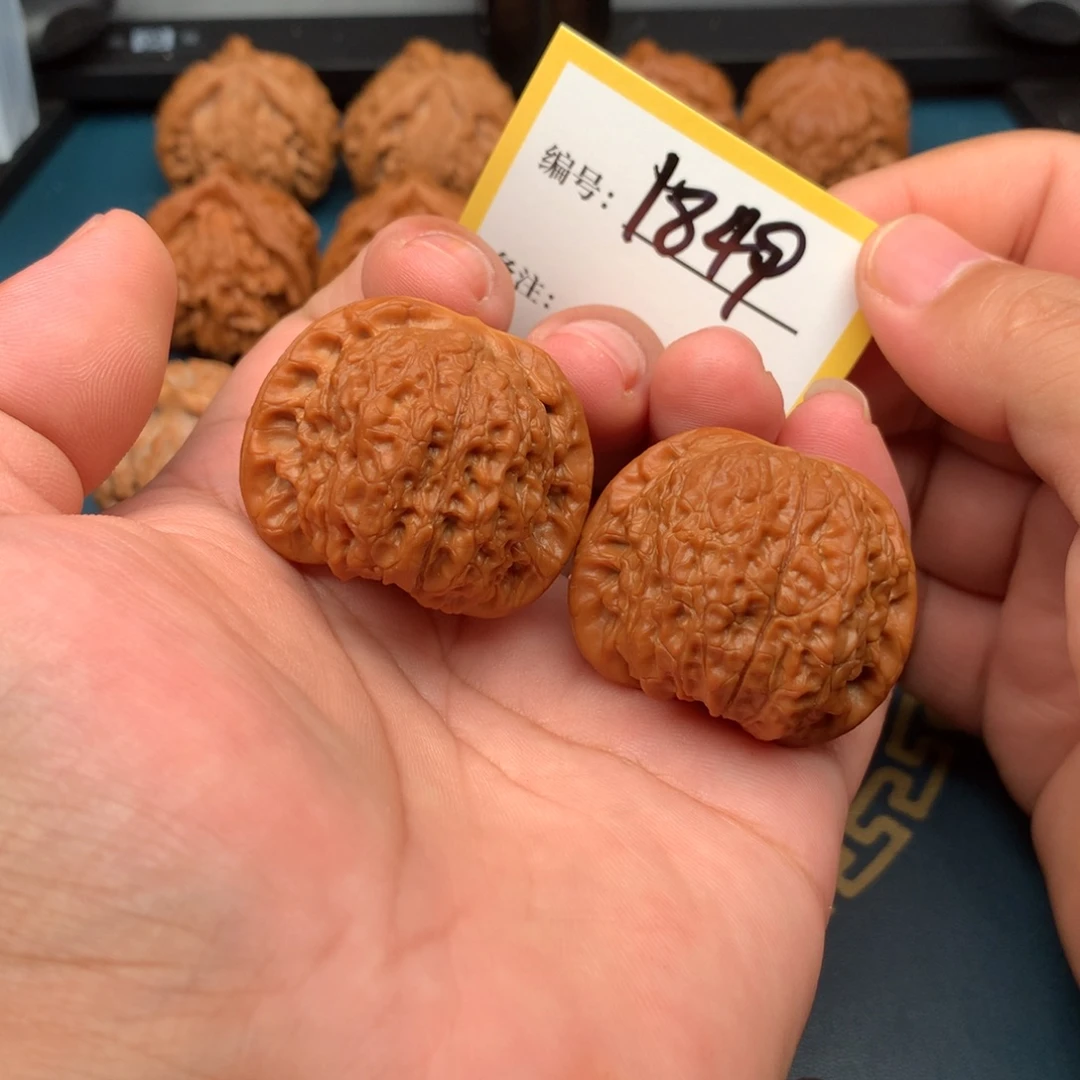 把件文玩核桃39血麒麟1849