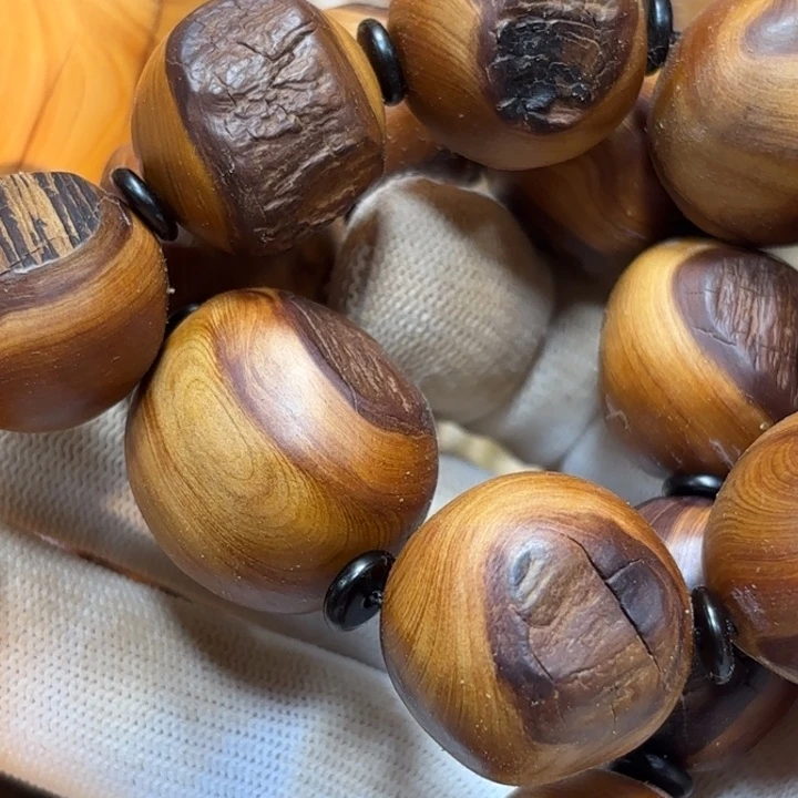 柏木（崖柏）高*.北太行随行手把件