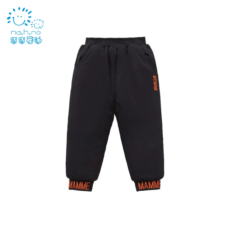 m6d140748黑色刺绣字母中厚加棉裤子