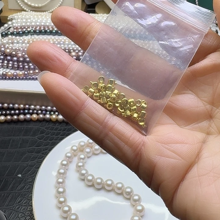 淡水珍珠合金耳饰