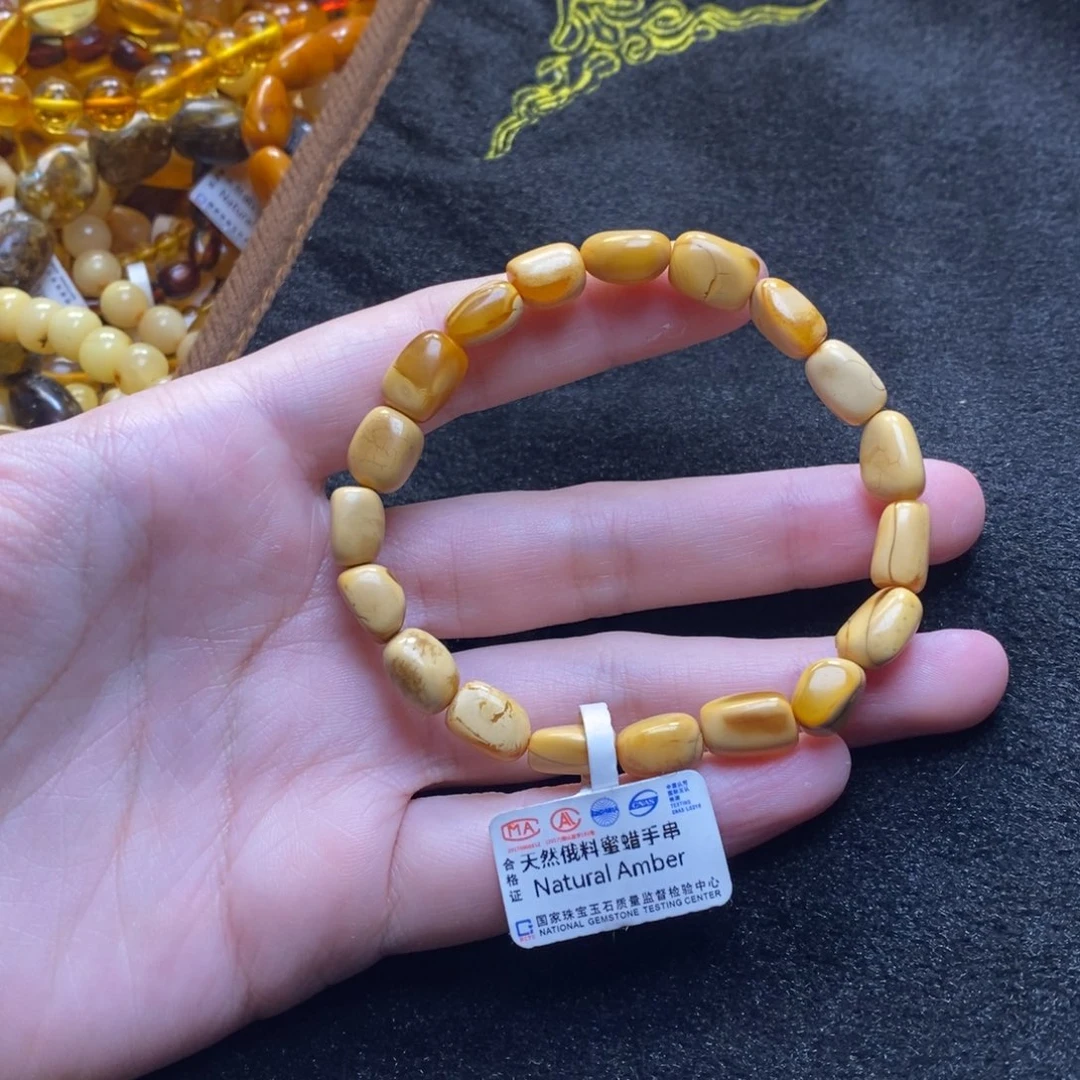 琥珀未镶嵌珠宝奇石