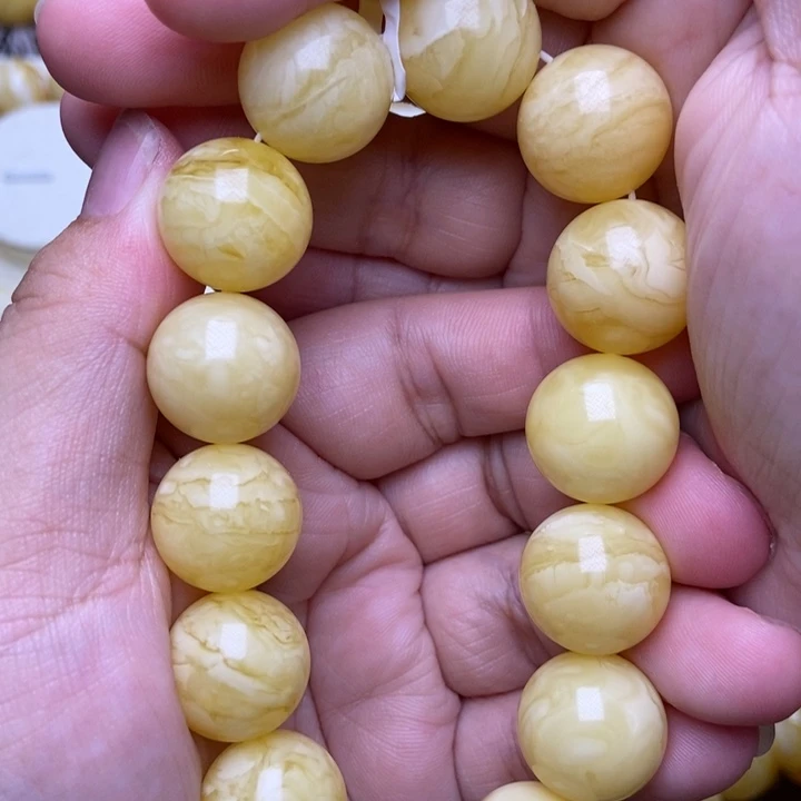 未镶嵌琥珀裸石蜜蜡35