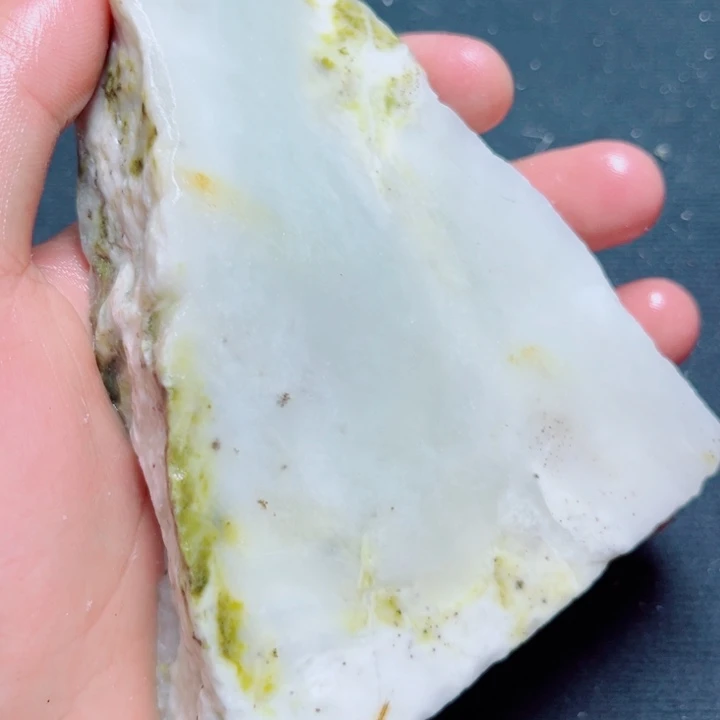 和田玉（白玉）未镶嵌珠宝奇石