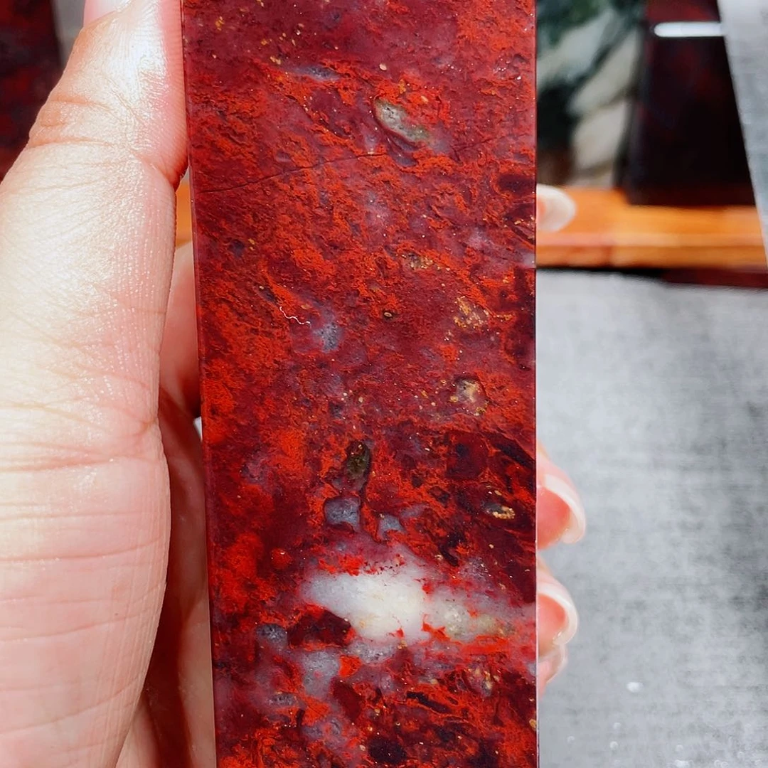 【闪购商品】玉桂林鸡血玉印章素章