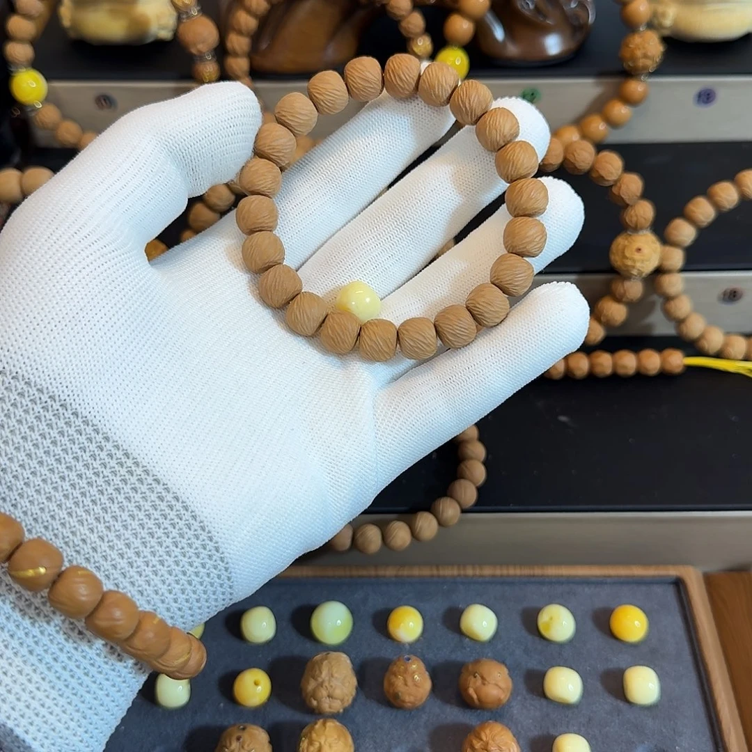 商***猫猴头核桃吊坠一套云