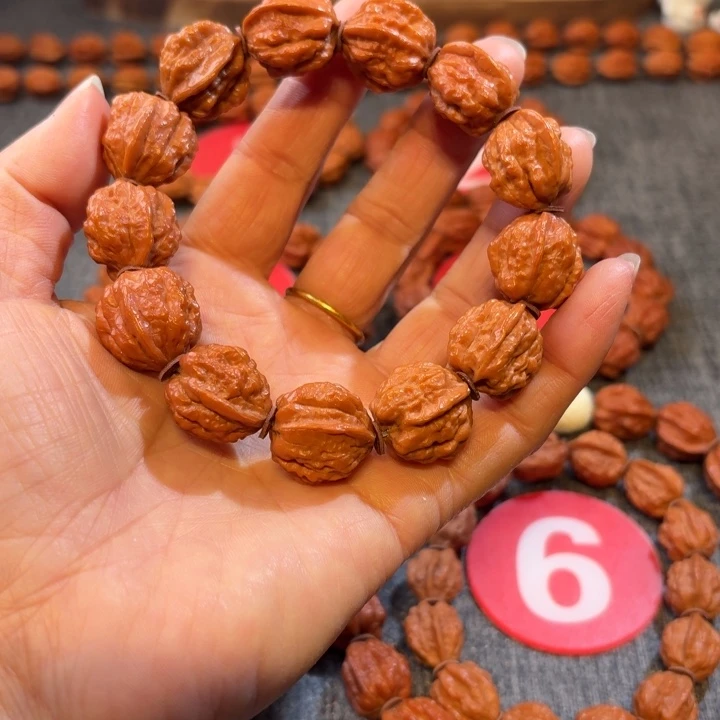 法***庆文玩核桃手串小金蟾