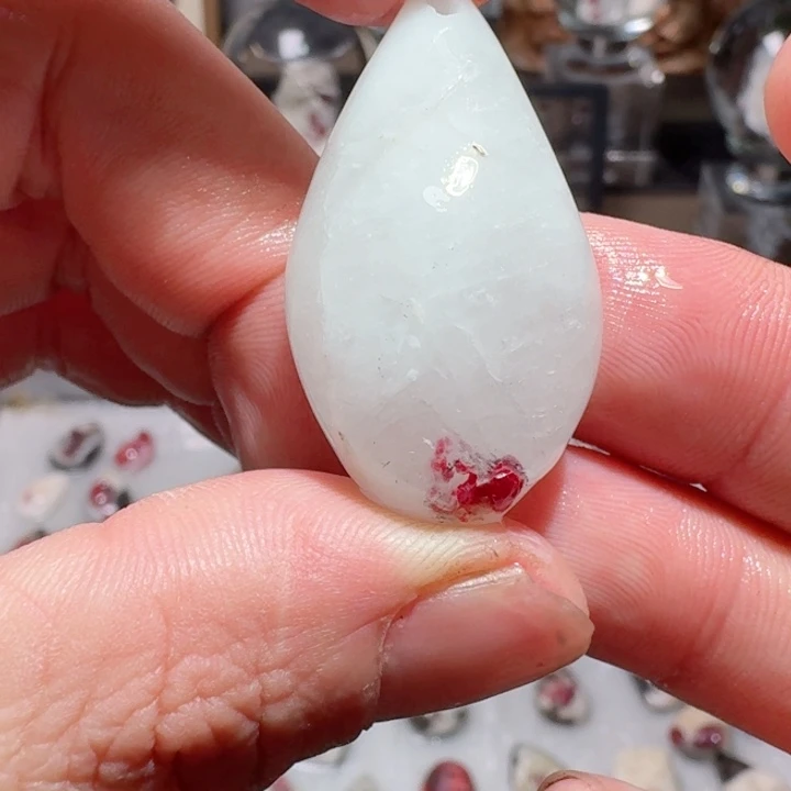 天然辰砂朱砂原。