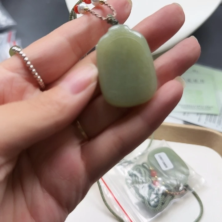 颈饰未镶嵌和田玉20