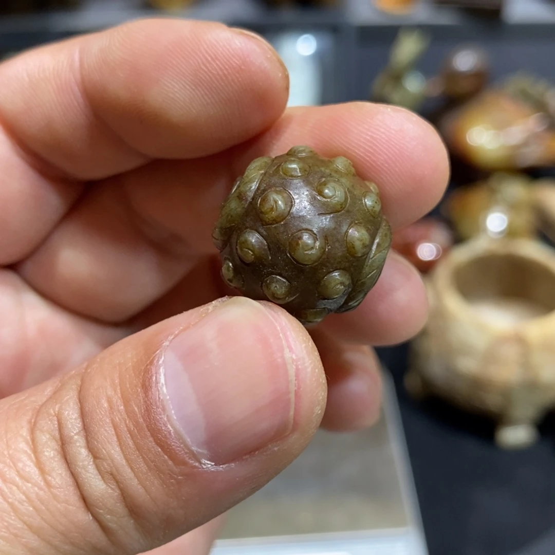 和田玉（糖玉）未镶嵌颈饰