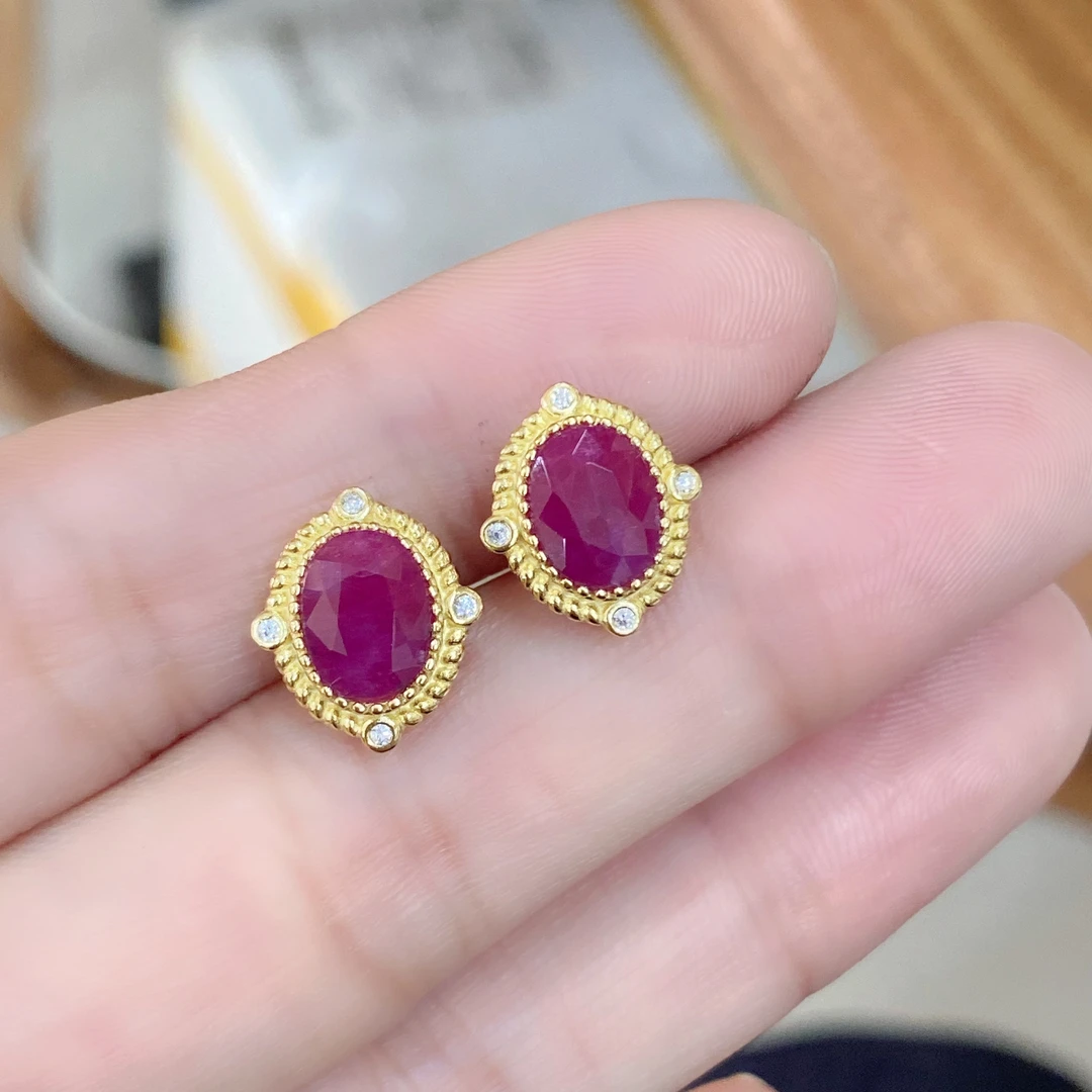 天然红宝石耳钉6×8mm925银精镶 A557