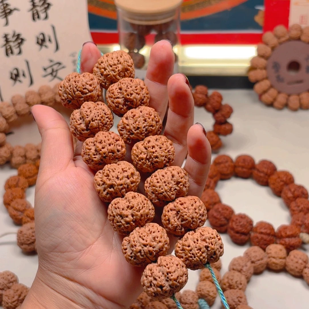 碧***、金刚菩提手串26尺寸梅花