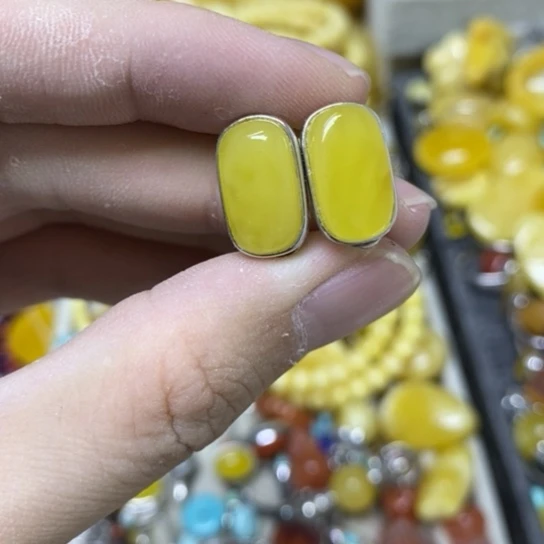 银S925镶嵌蜜蜡裸石耳扣