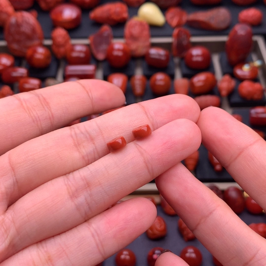 南红玛瑙未镶嵌原矿精工直切隔片6mm