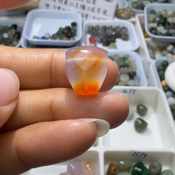 和田玉未镶嵌珠宝奇石