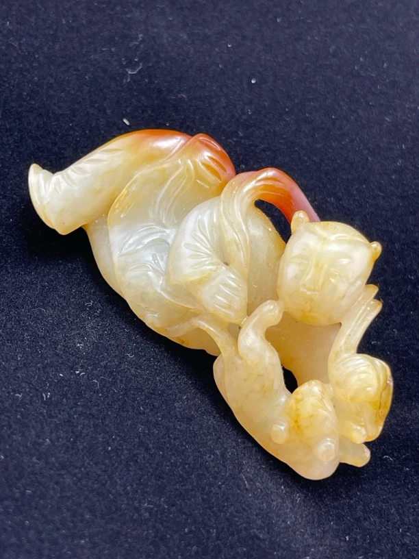 和田玉童子手把吊坠挂件