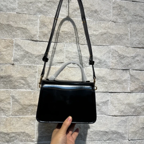 T黑色手提豆腐包18cm