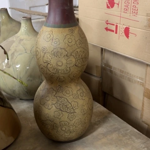 瓶瑕疵。。。。。。。。。。。。。。。。