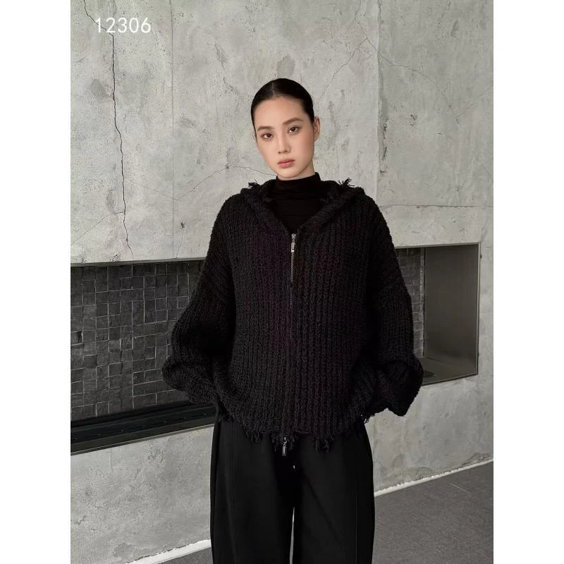8446号#12306#秋冬百搭连帽拉链休闲毛衣外套（预）