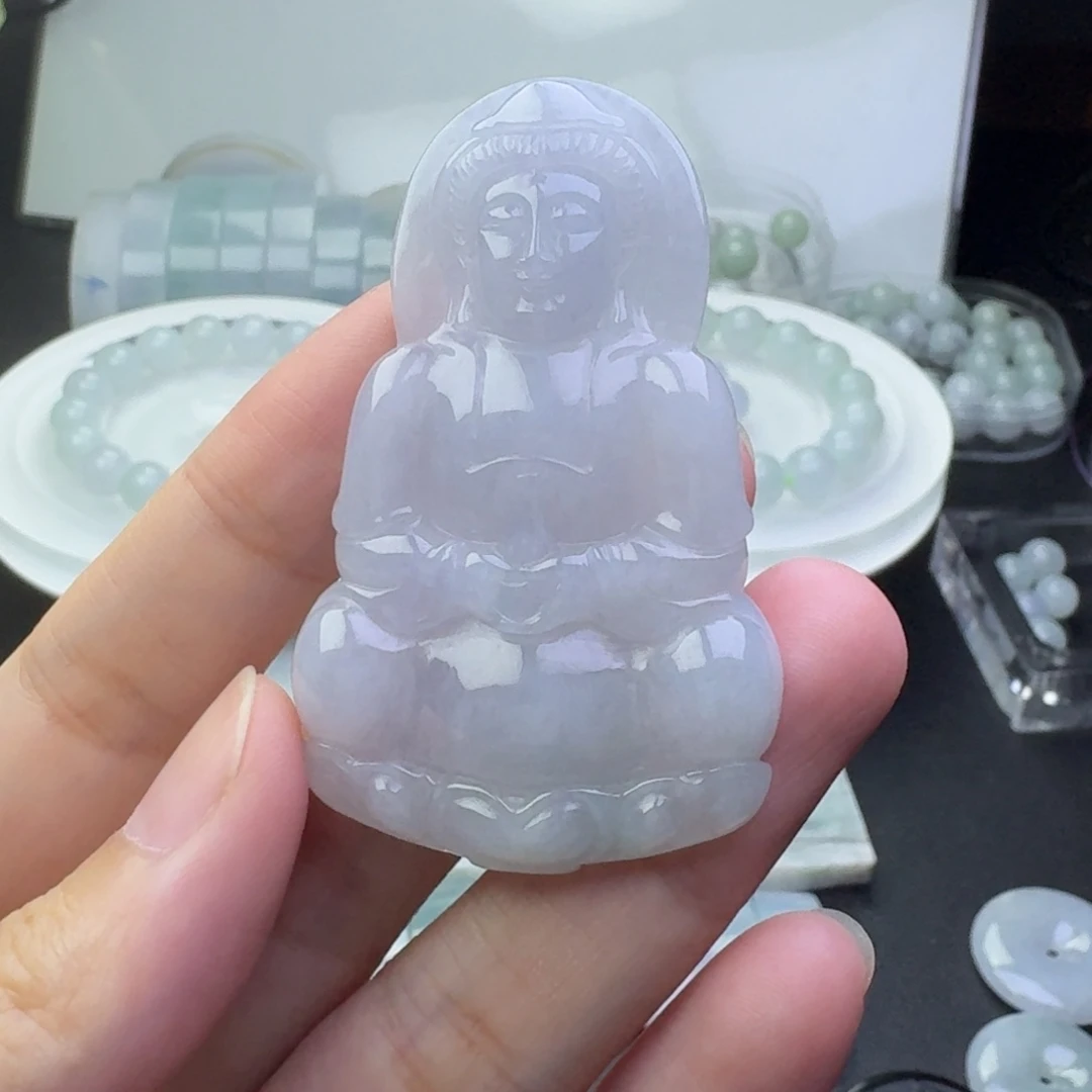 颈饰未镶嵌翡翠观音
