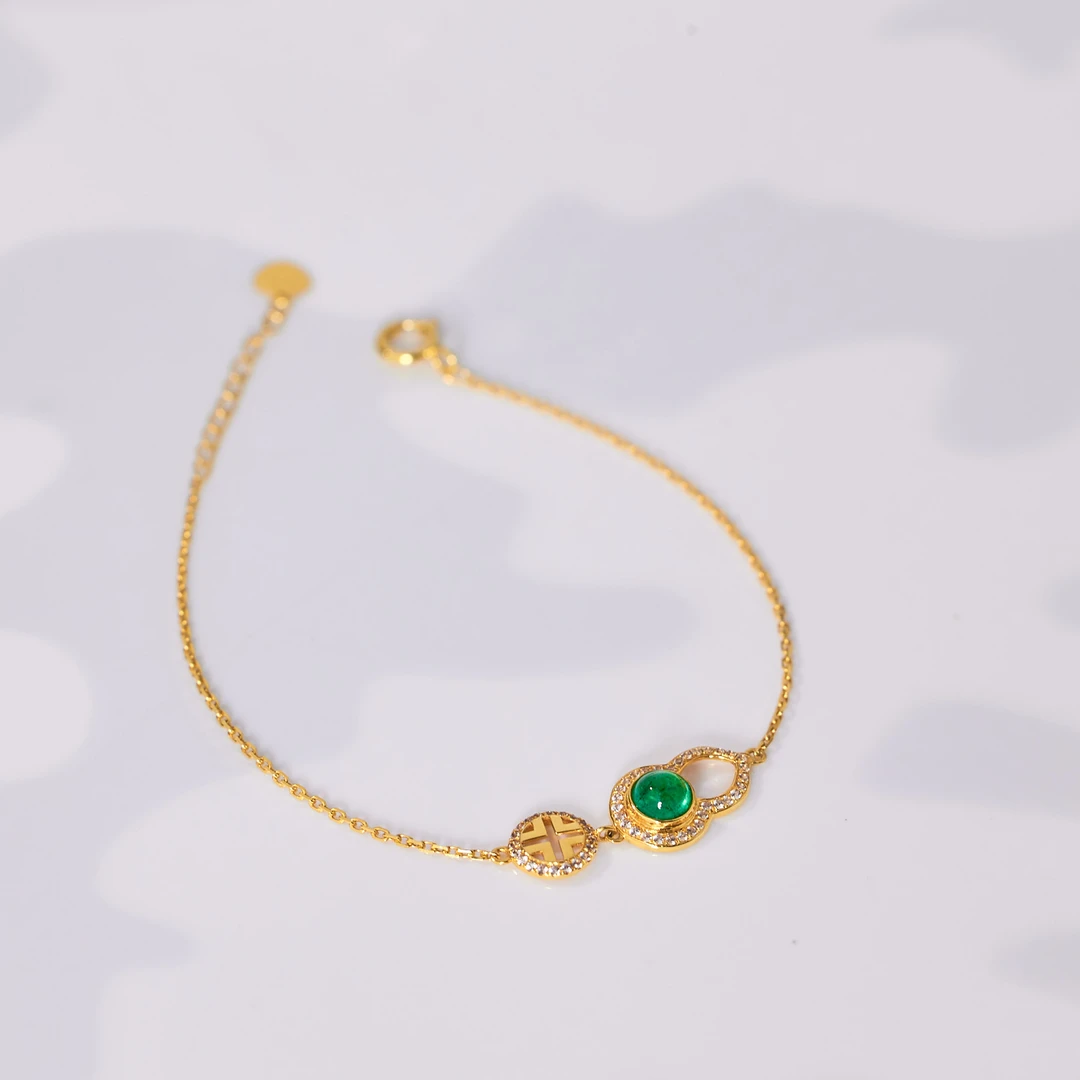 玉峰珠宝丨安娜【屿风】祖母绿手链*18K镶嵌*U1298多样性发其一