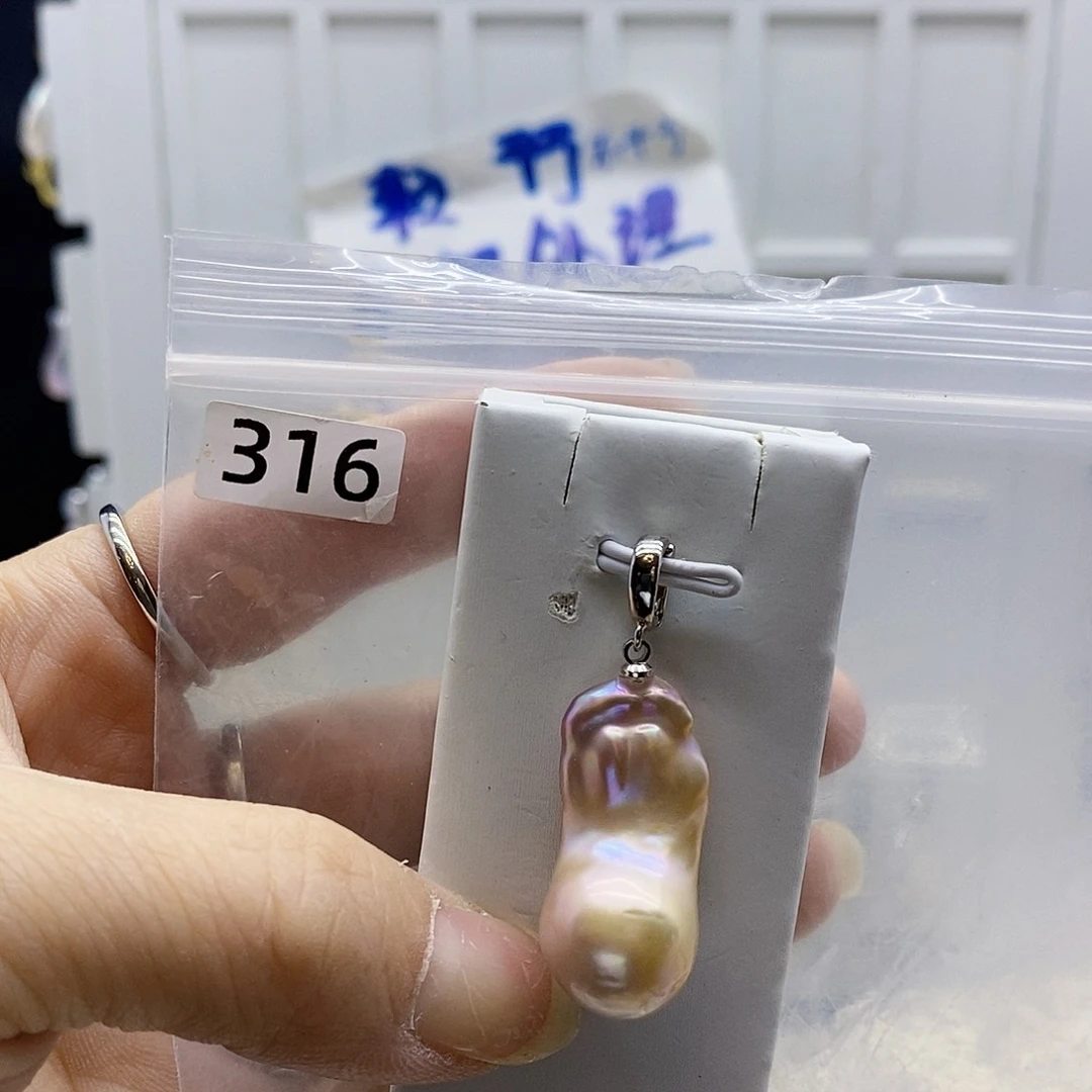 颈饰合金淡水珍珠